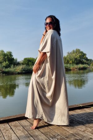 Meriem ezüstszürke kaftánruha